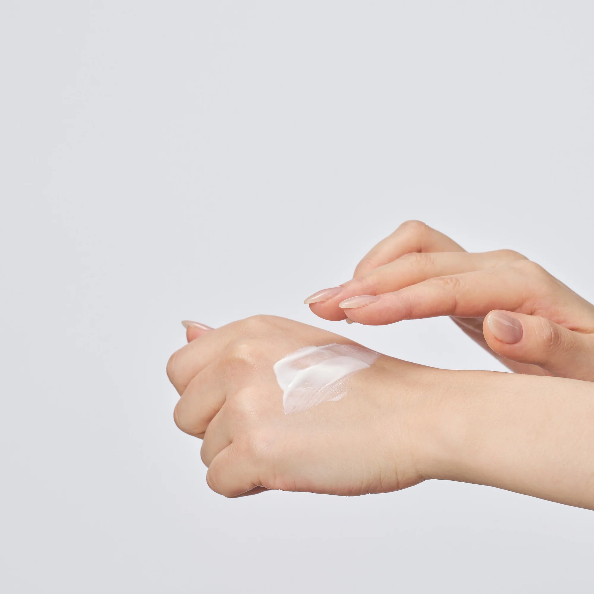 THANK YOU FARMER Sun Project Light Sun Essence 120ml