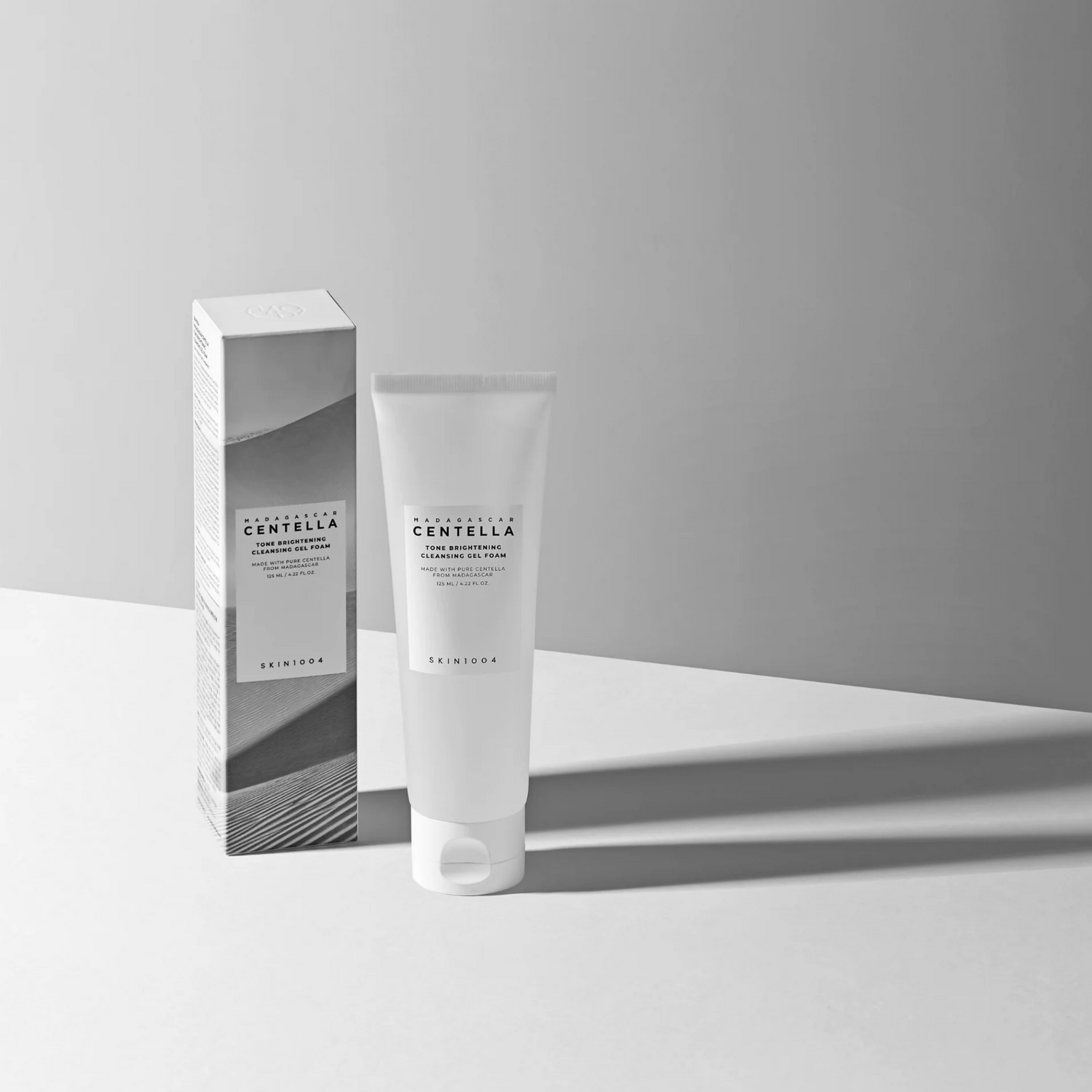 SKIN1004 Madagascar Centella Tone Brightening Cleansing Gel Foam