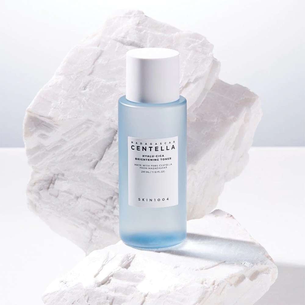 SKIN1004 Madagascar Centella HYALU-CICA Brightening Toner