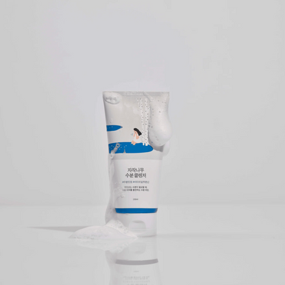 Round LAB Birch Juice Moisturizing Cleanser