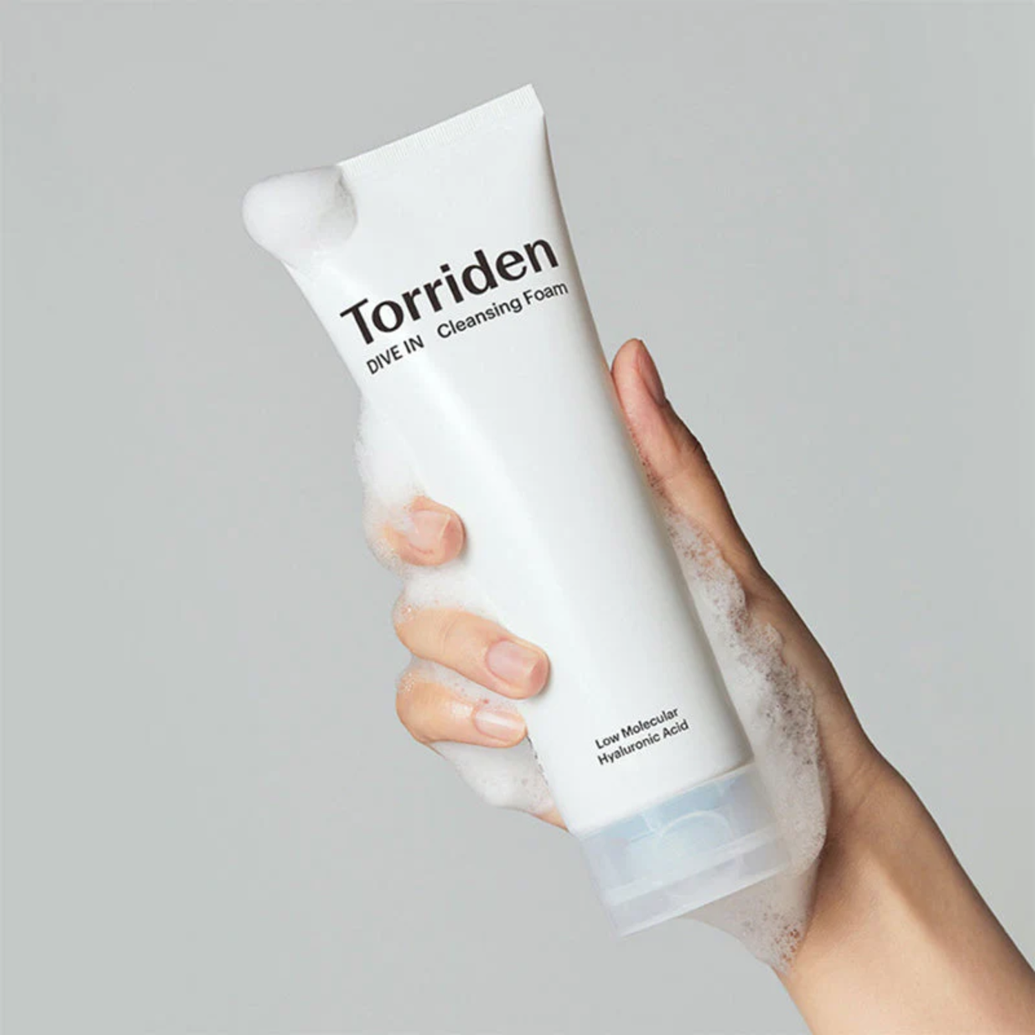 Torriden DIVE-IN Low Molecular Hyaluronic Acid Cleansing Foam