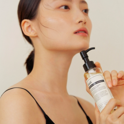 Klairs Gentle Black Fresh Cleansing Oil