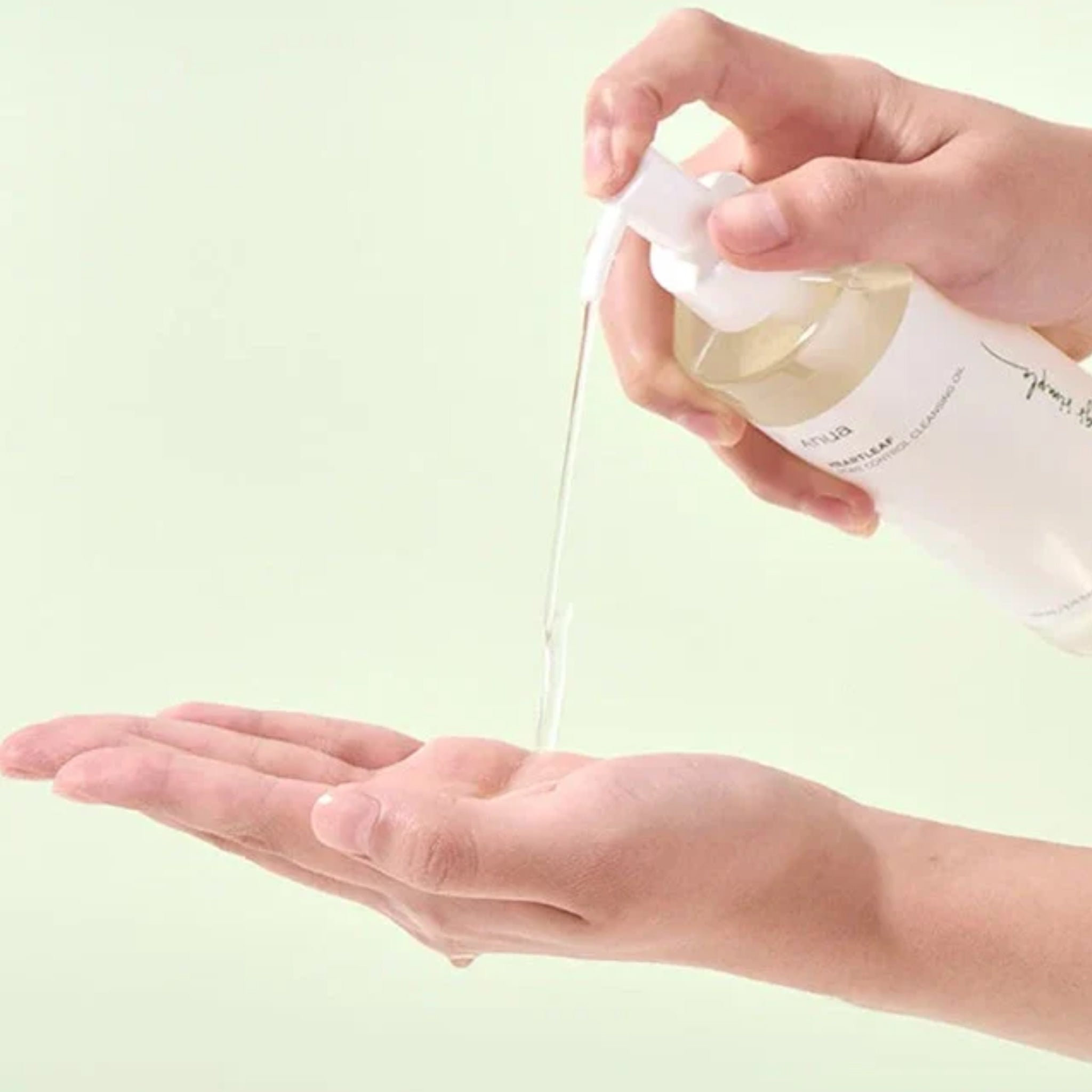Anua Heartleaf Pore Control Cleansing Oil